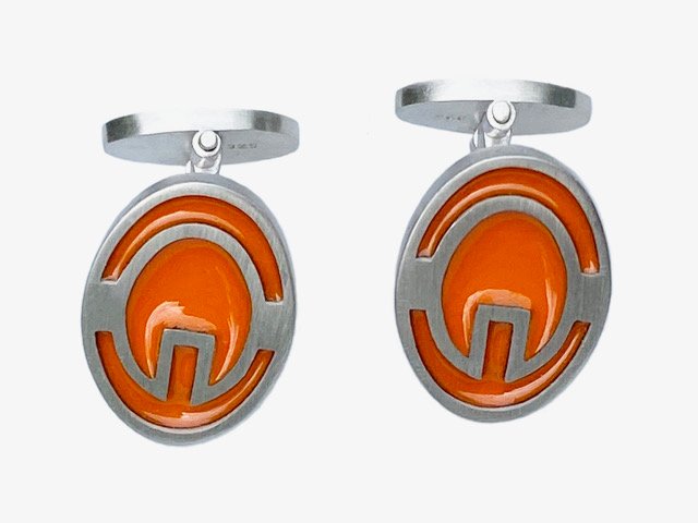 Orange cuffs PamsLab Orange cuffs PamsLab